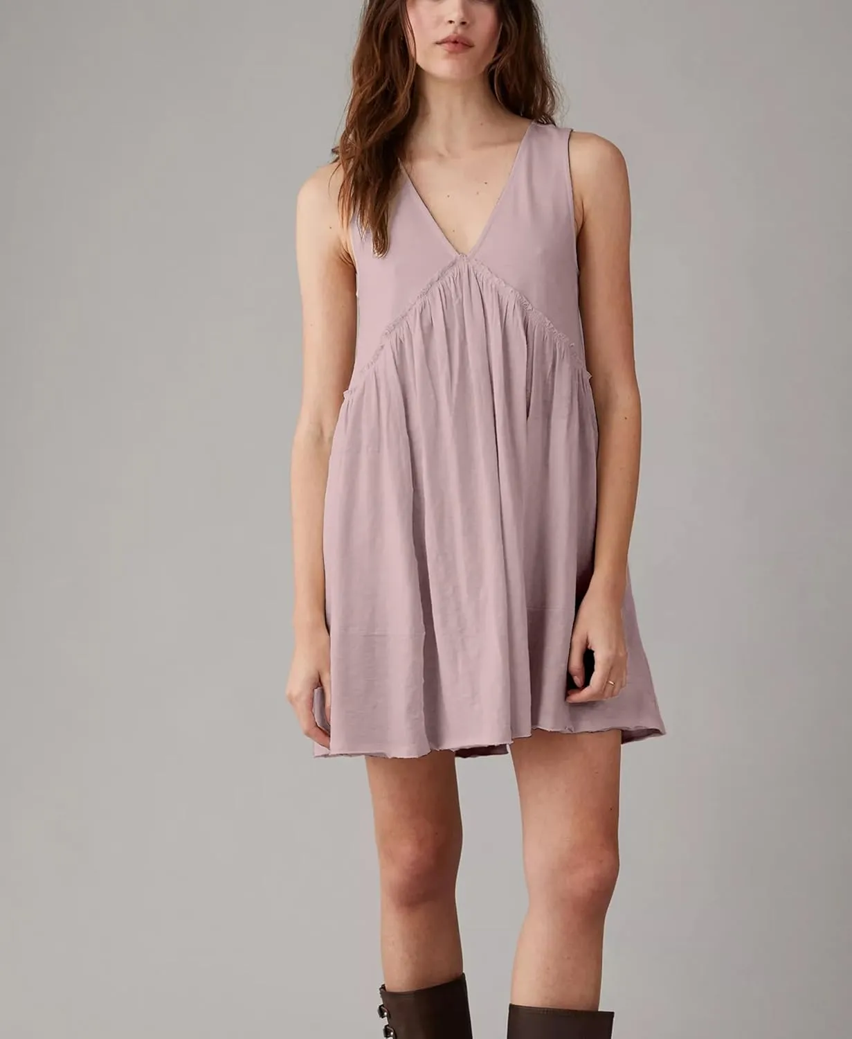Aimiray Women's Casual Sleeveless Mini Dress Loose V Neck Backless Pleated Short Tank Sundress with Pockets