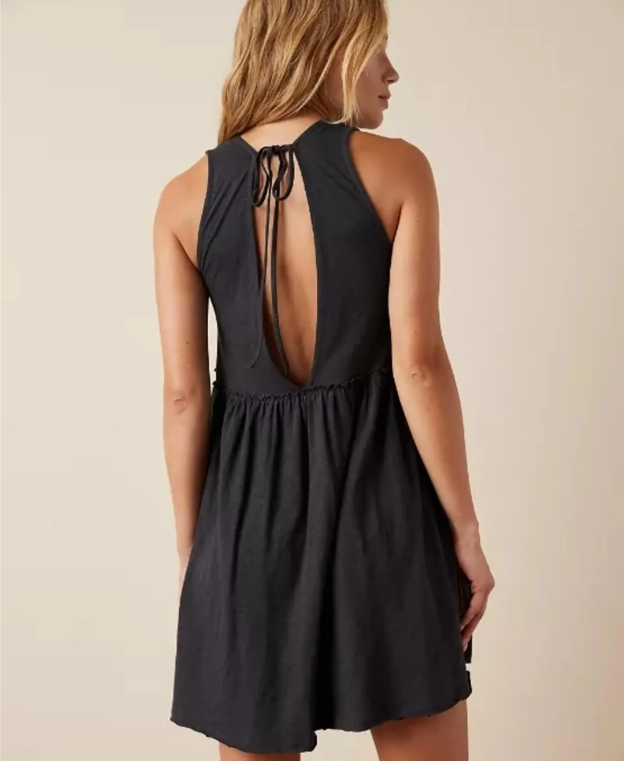 Aimiray Women's Casual Sleeveless Mini Dress Loose V Neck Backless Pleated Short Tank Sundress with Pockets