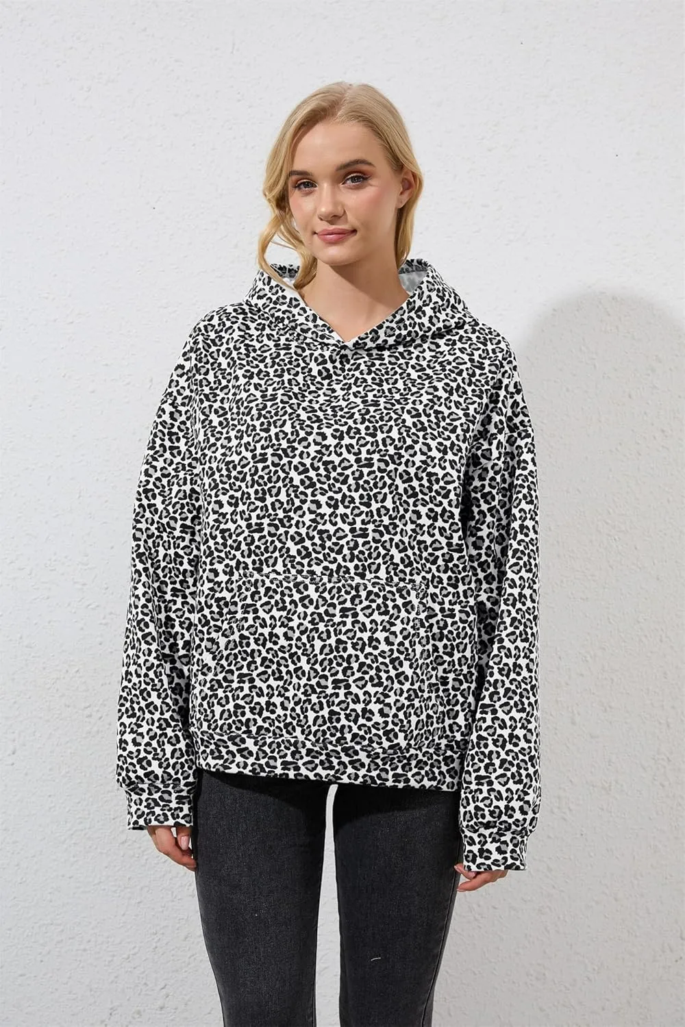 Leopard Print Oversized Hoodie for Men Women Cheetah Graphic Printed Hooded Sweatshirts Streetwear Pullover Hoodies