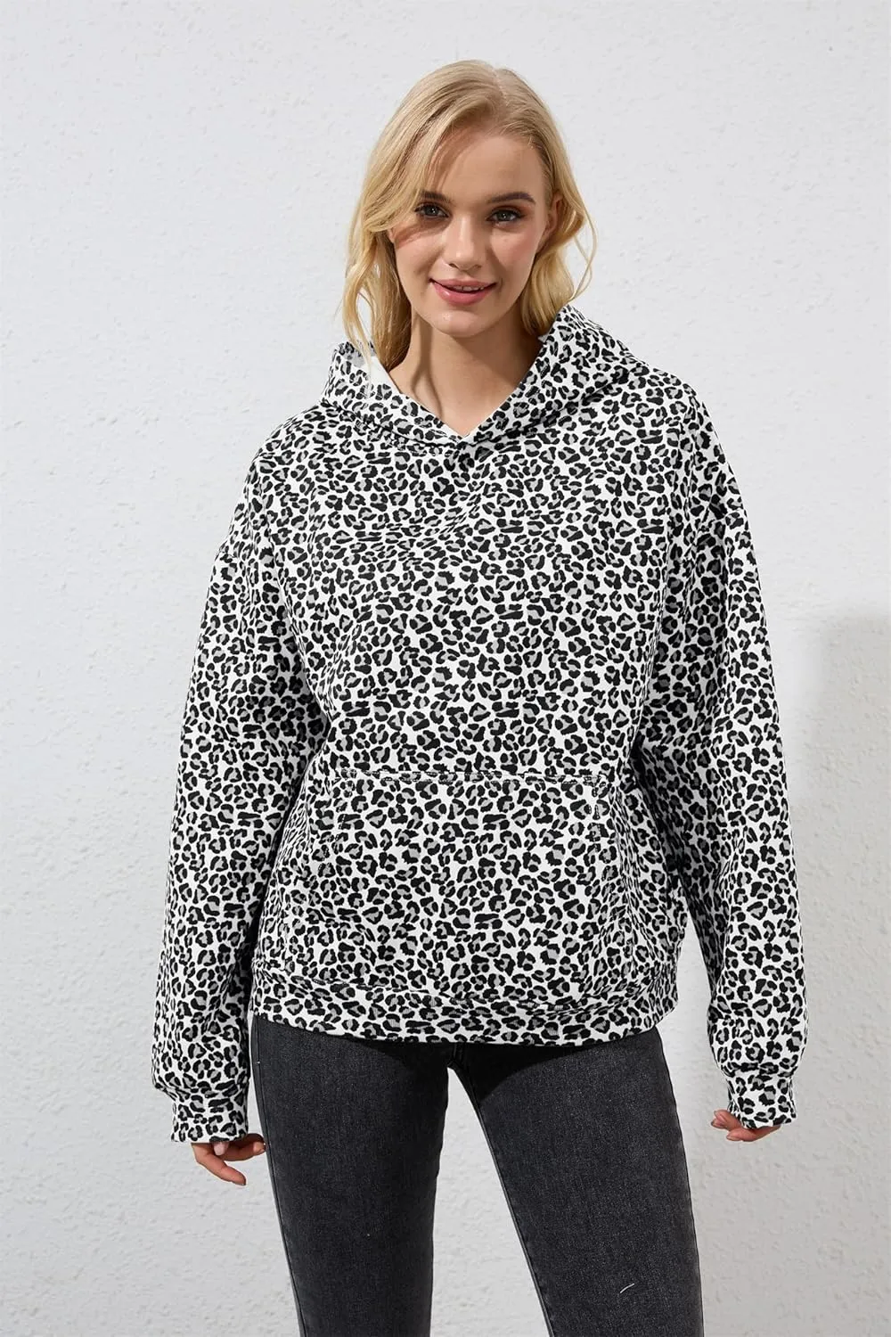 Leopard Print Oversized Hoodie for Men Women Cheetah Graphic Printed Hooded Sweatshirts Streetwear Pullover Hoodies
