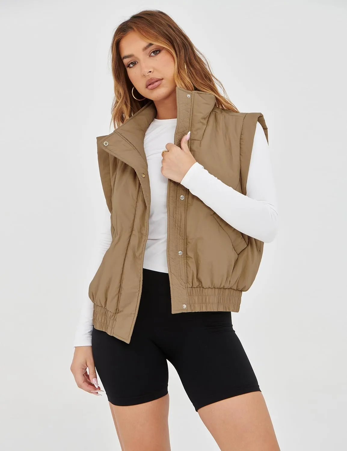 Lviefent Womens Puffer Vest Cropped Lightweight Button Down Quilted Vest Sleeveless Padded Gilet Coat with Pockets