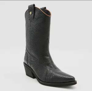 Royal Western Leather Cowboy Boots