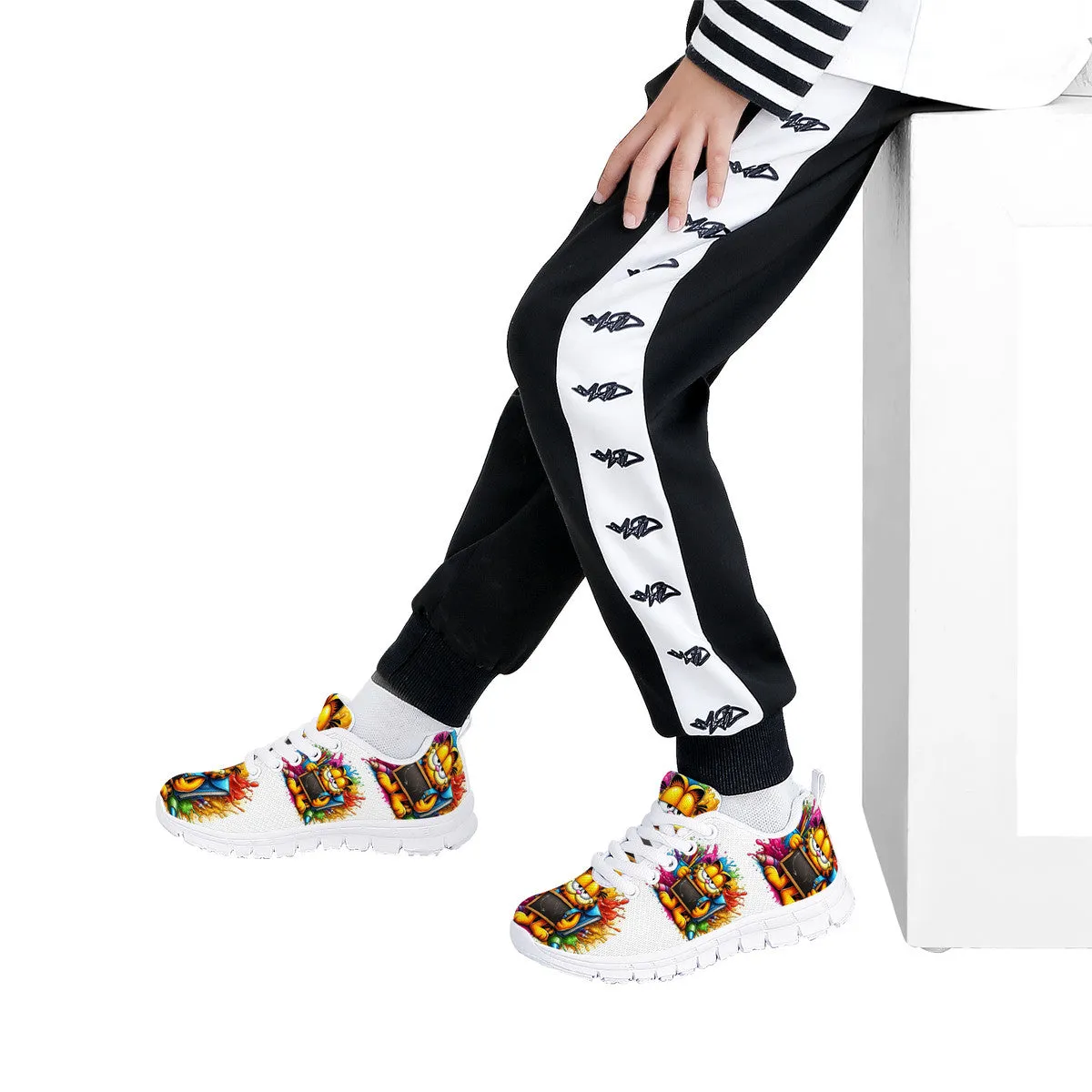 Vibrant Paws Sneakers (Kids)