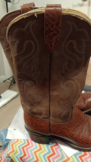 Vintage Laredo cowboy boots.