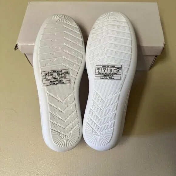Women's Slip on Shoes Size 5